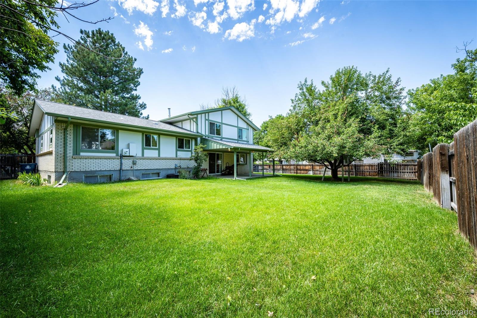 17105 E Bethany Circle