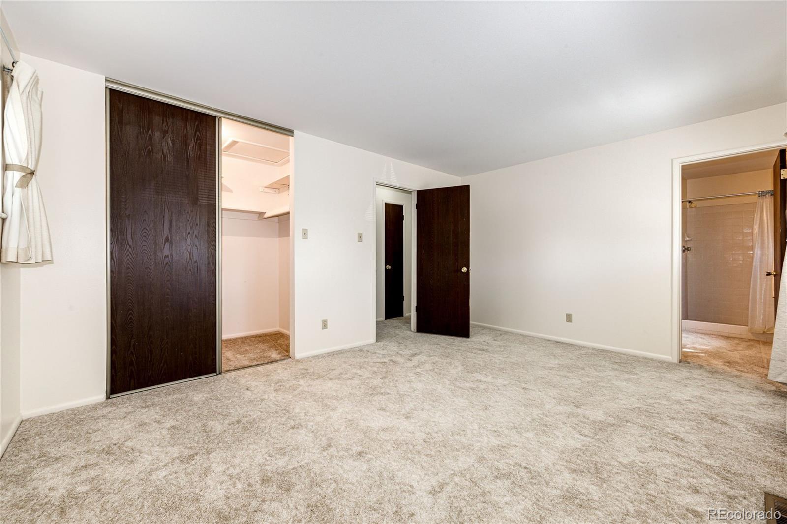 17105 E Bethany Circle