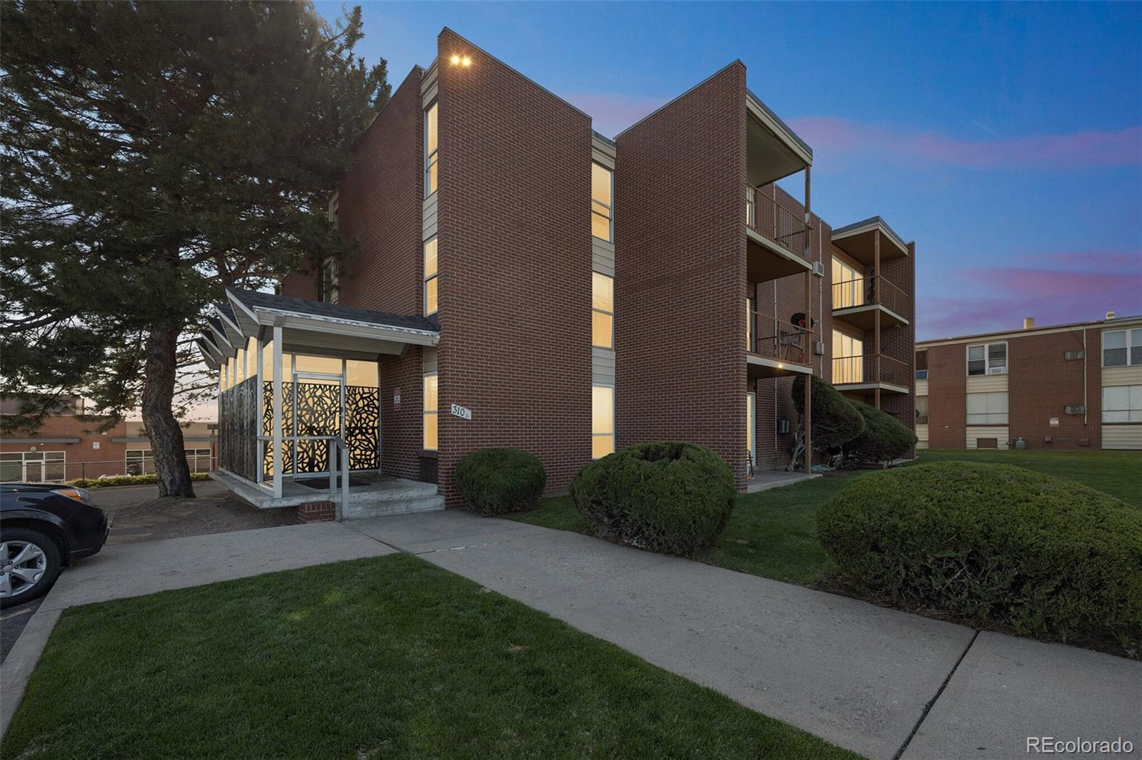 310 S Ames Street Unit: 10