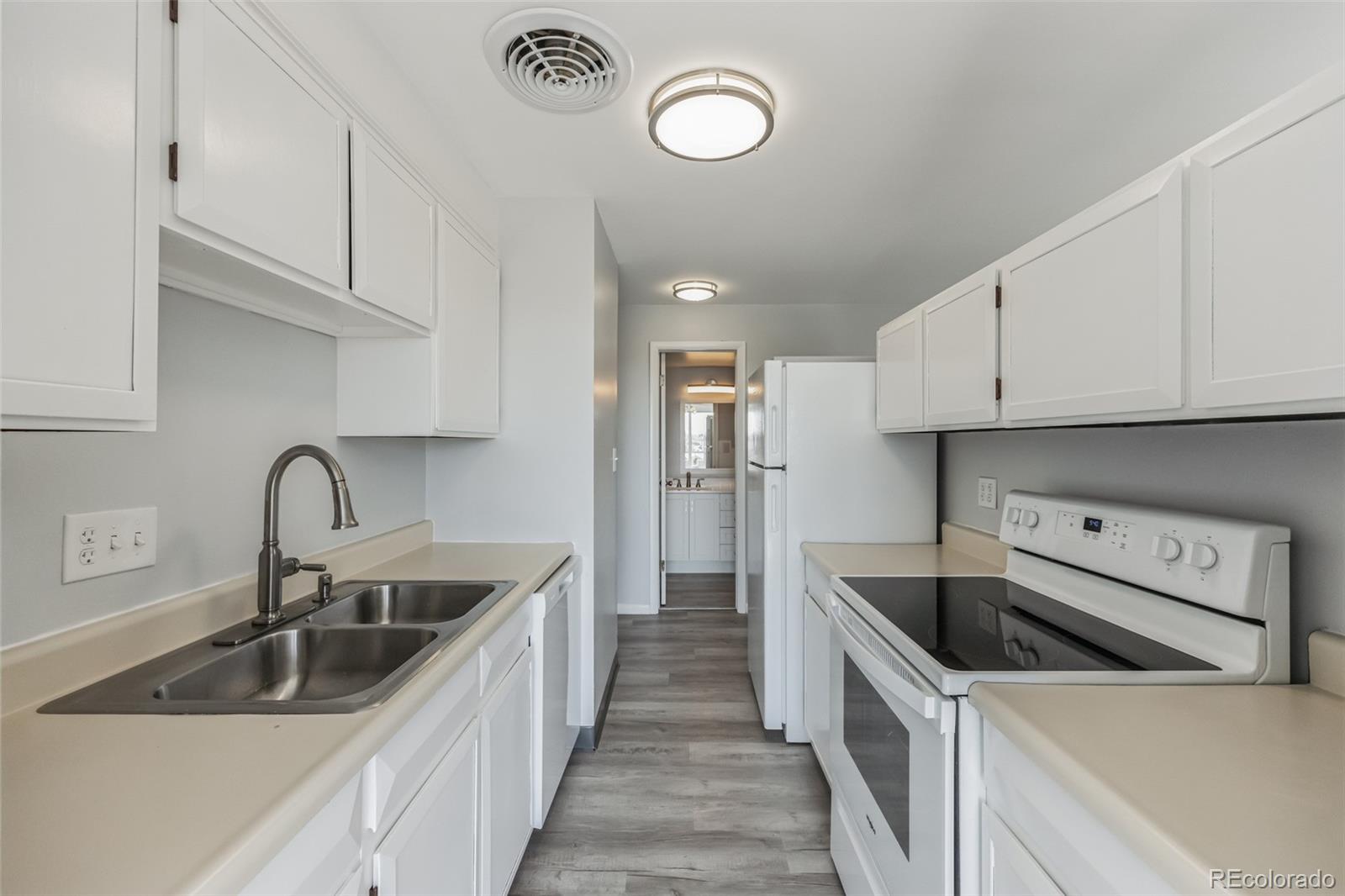 310 S Ames Street Unit: 10