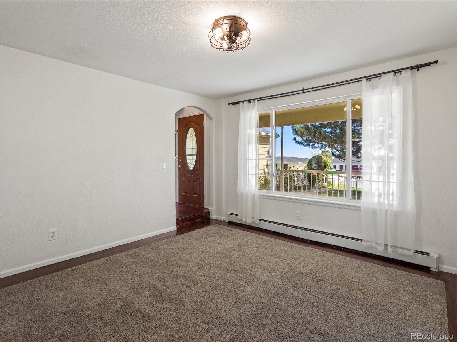 7729 Beverly Boulevard