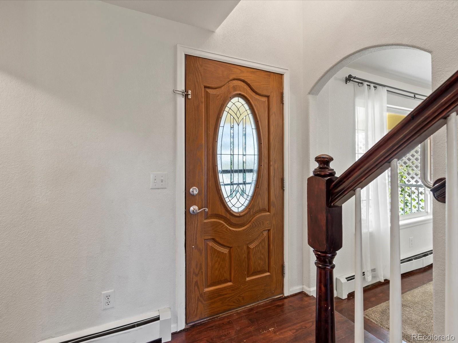 7729 Beverly Boulevard