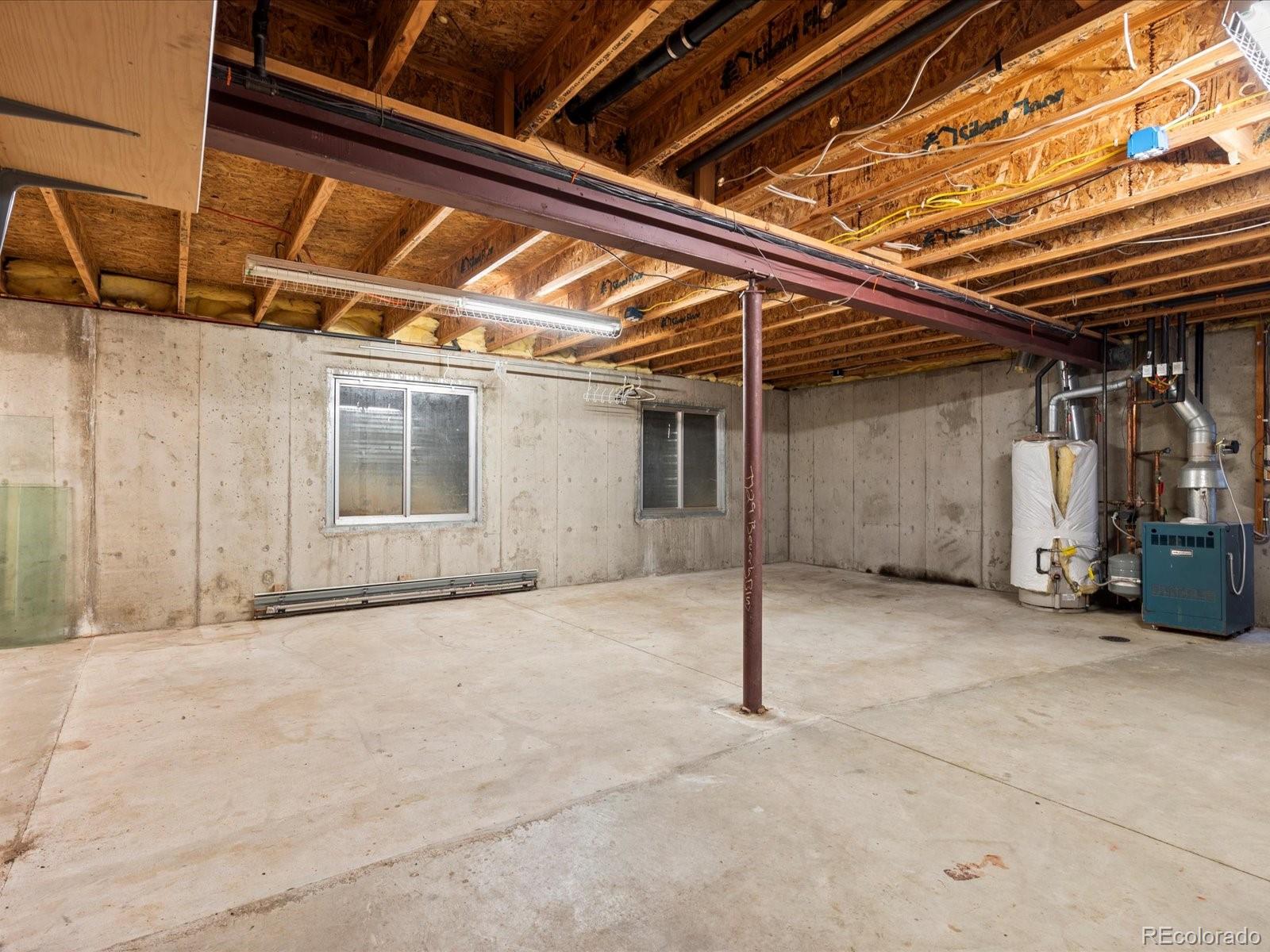 7729 Beverly Boulevard