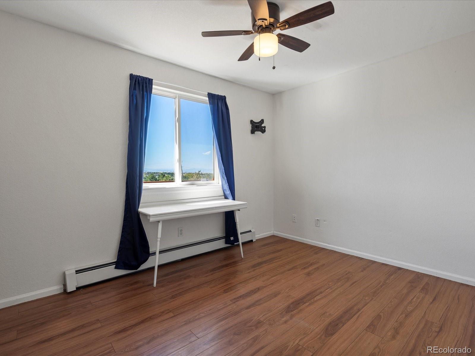 7729 Beverly Boulevard