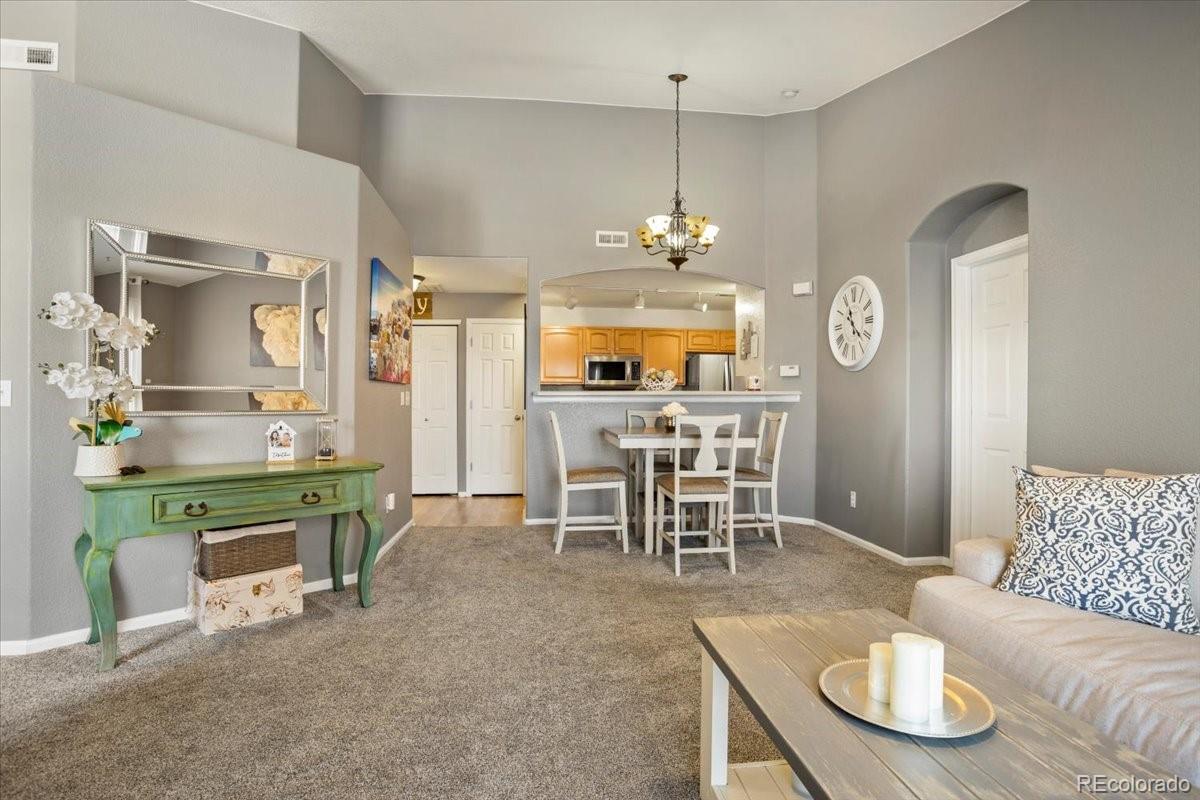 5255 Memphis Street Unit: 723