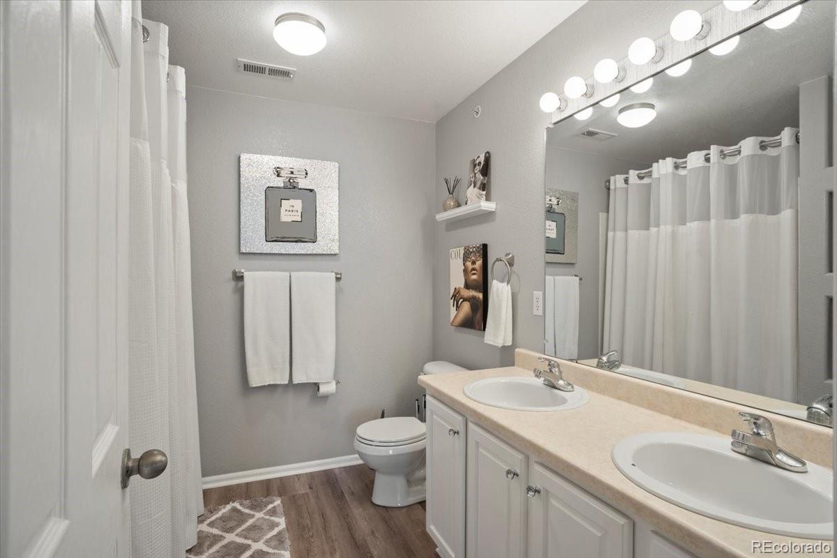 5255 Memphis Street Unit: 723
