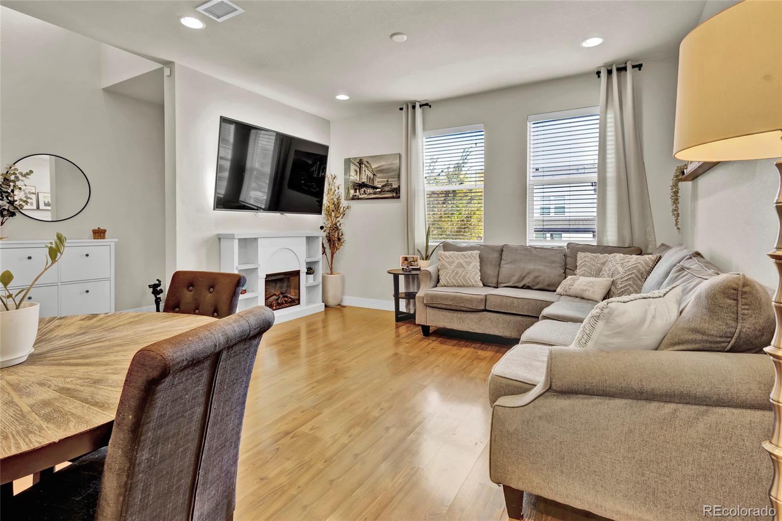 16042 E 47th Place