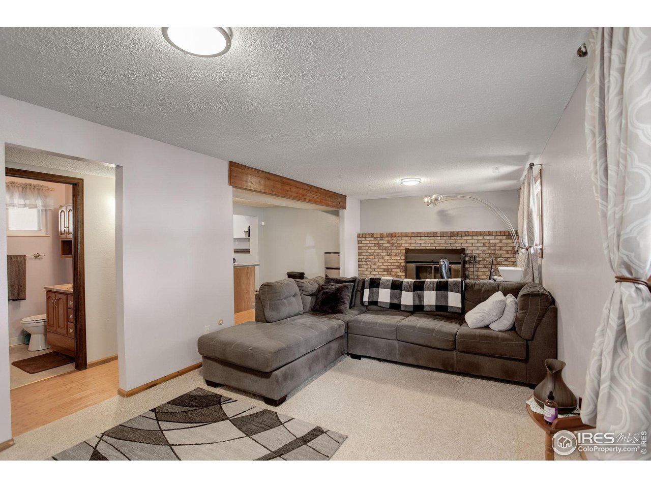 2605 Courtney Dr