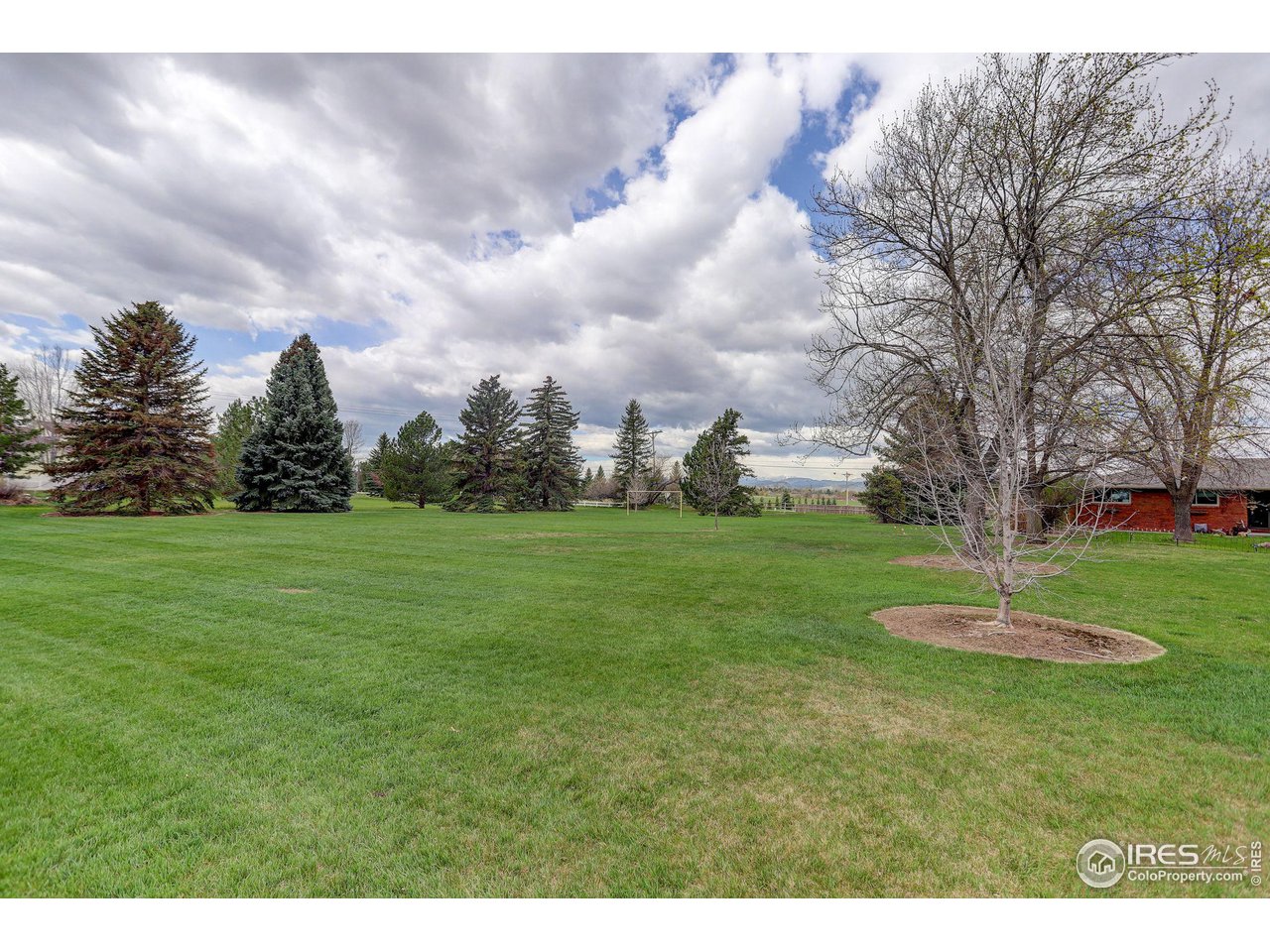 2605 Courtney Dr