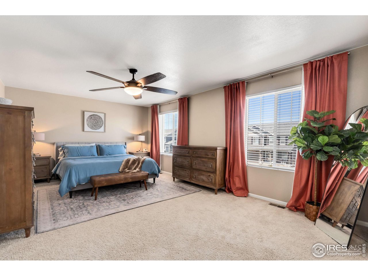 328 Central Ave
