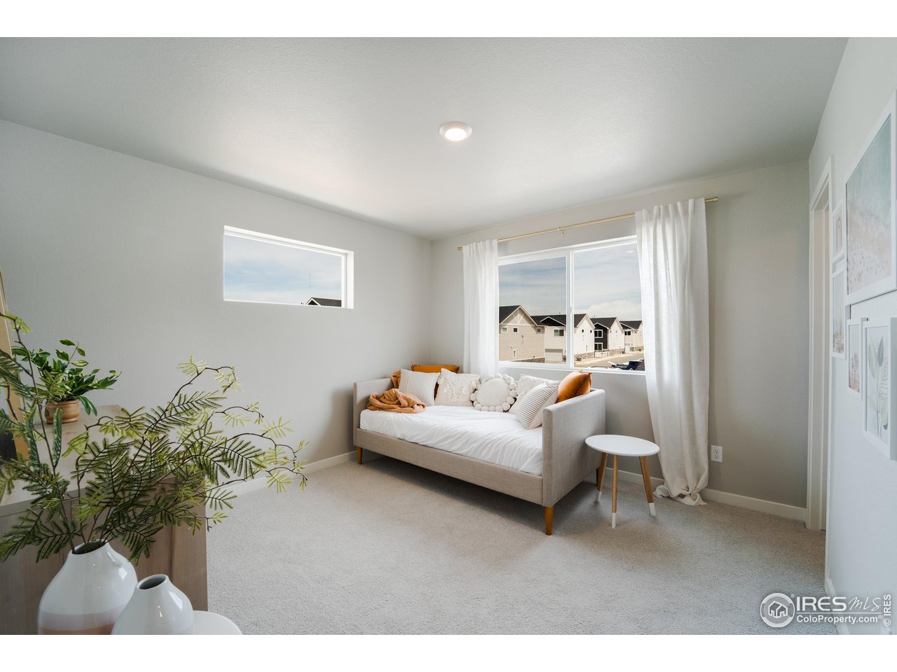 463 Condor Way