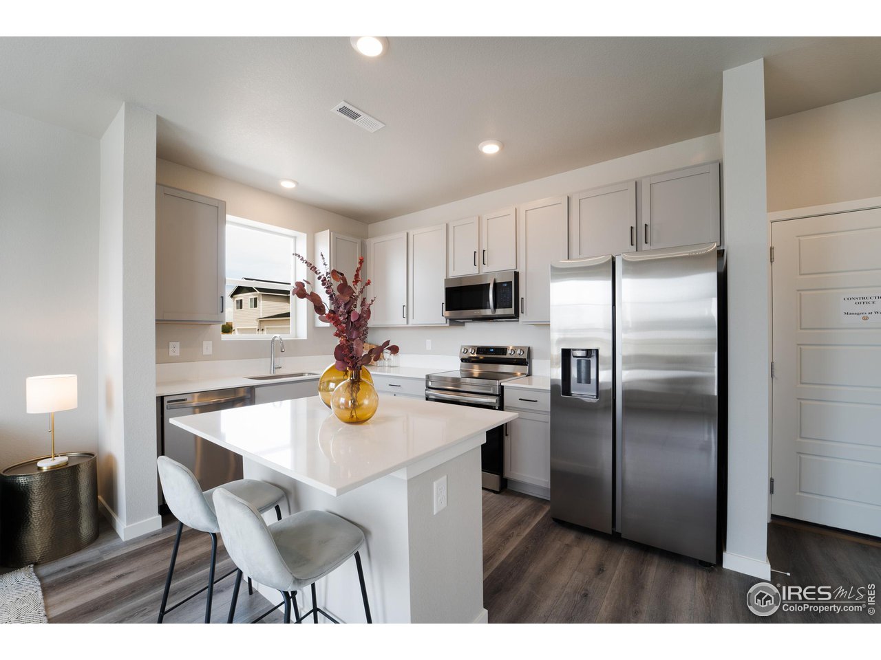 463 Condor Way