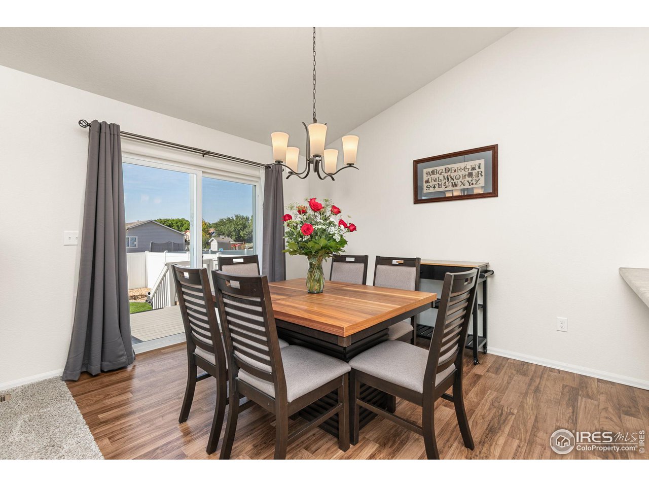 425 Lapis Pl