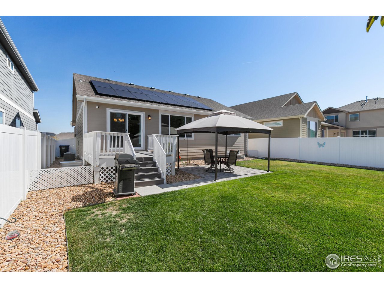 425 Lapis Pl