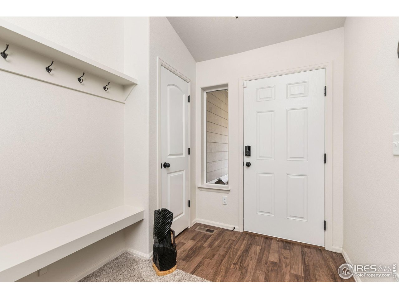 425 Lapis Pl