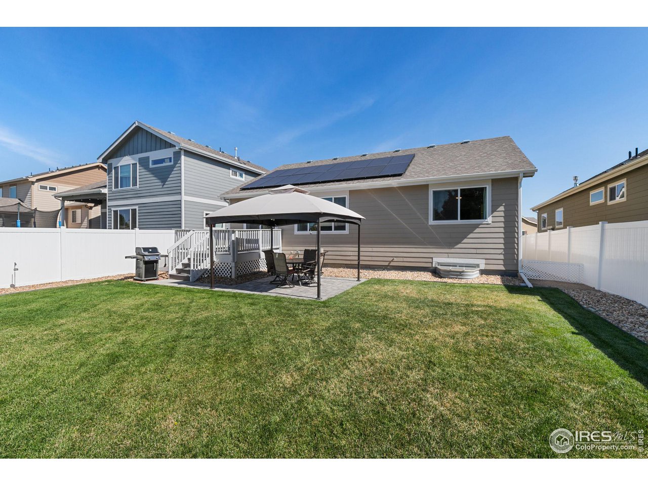 425 Lapis Pl