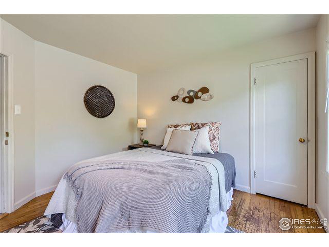 215 Locust St