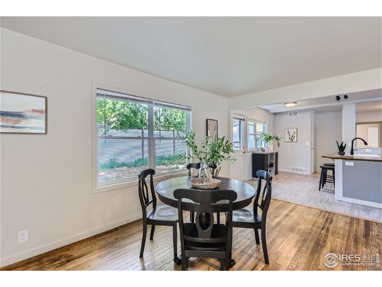 215 Locust St