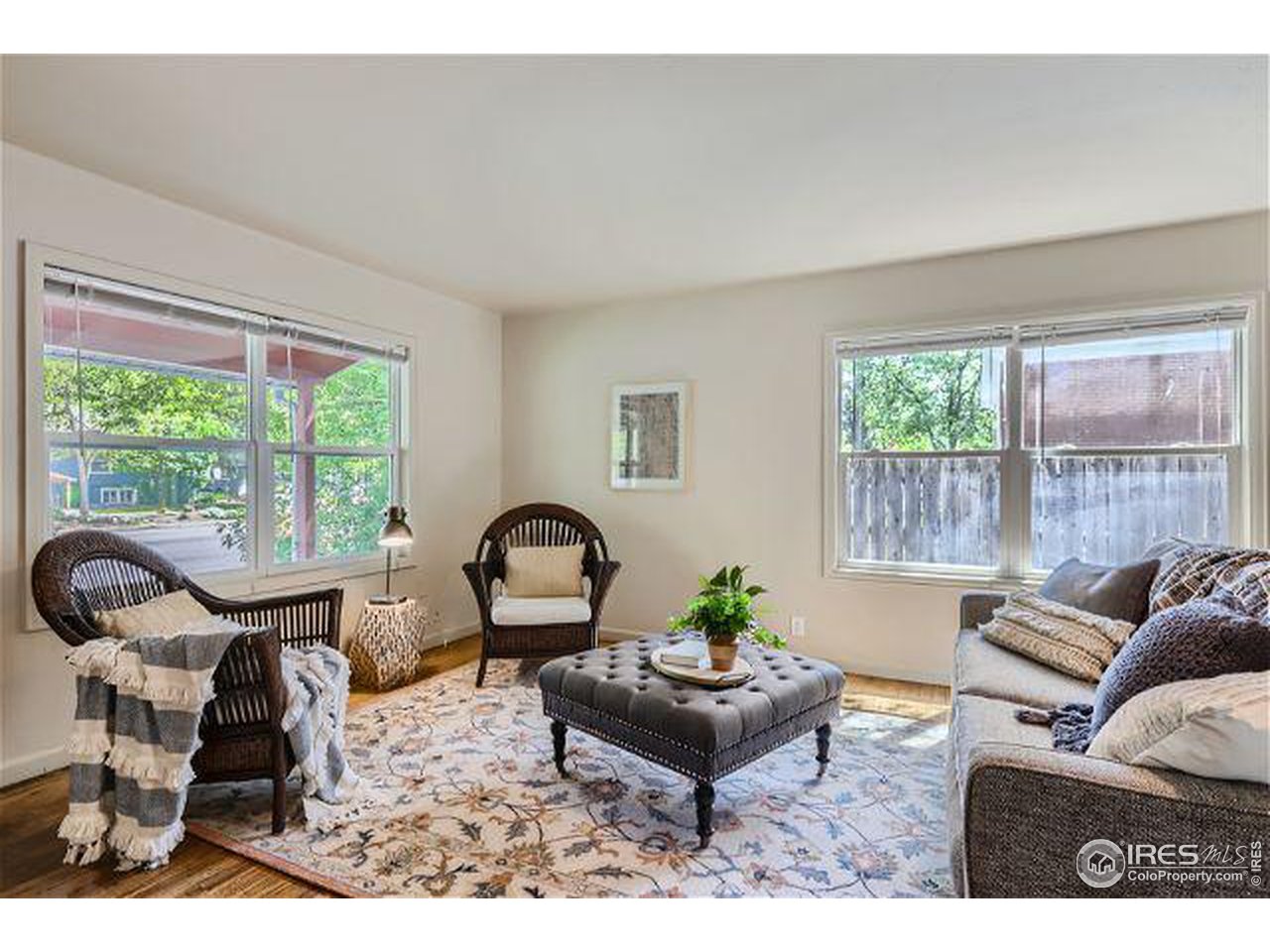 215 Locust St