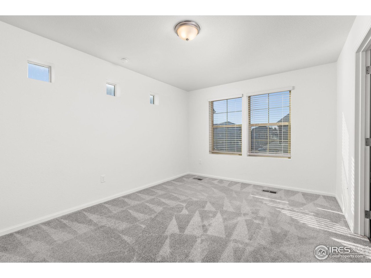 3669 Pinonwood Ct
