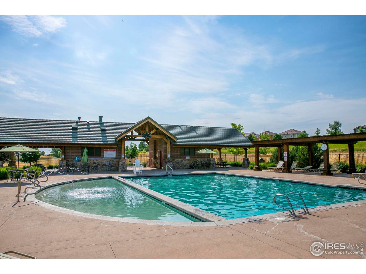 3669 Pinonwood Ct