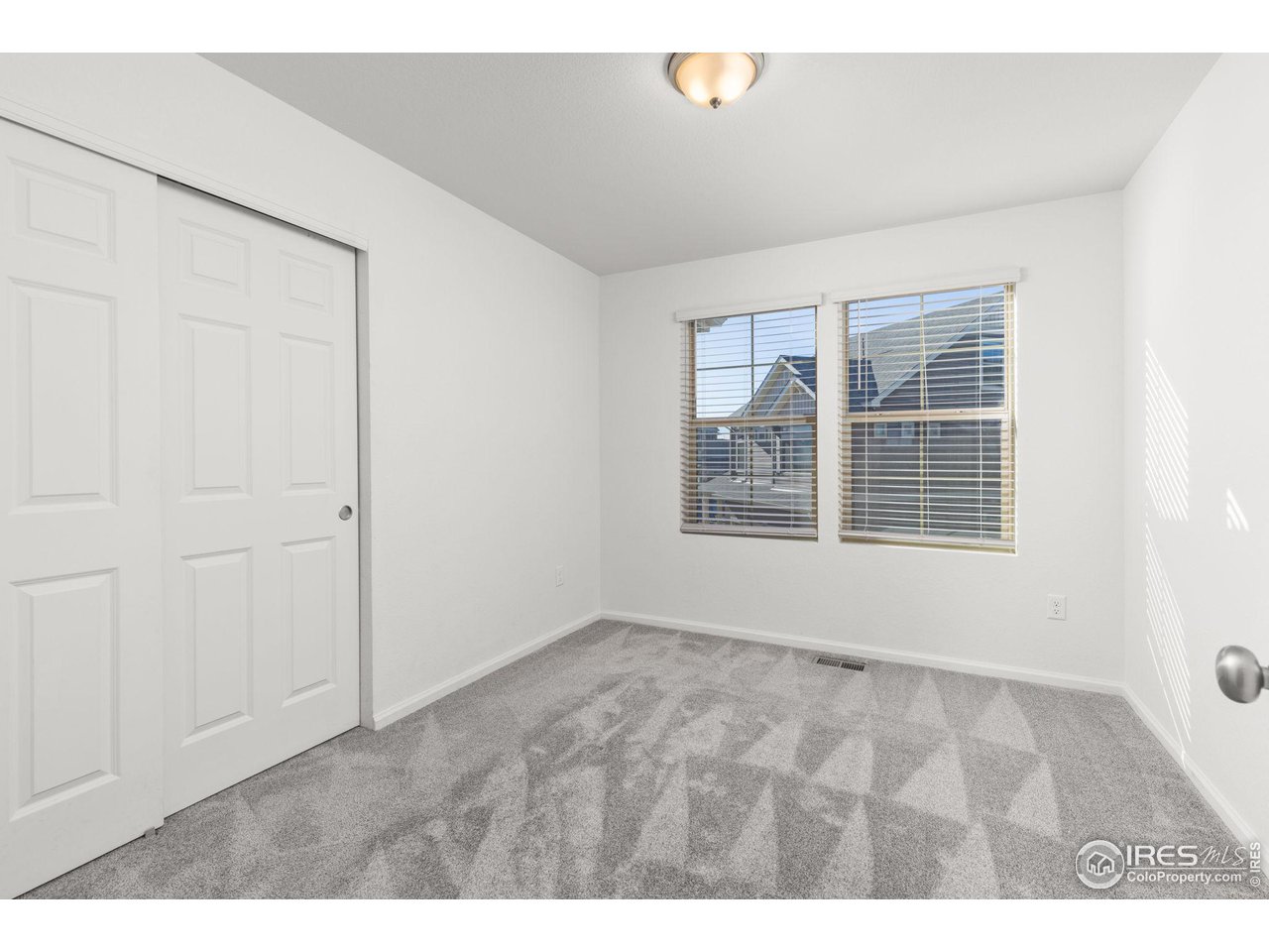 3669 Pinonwood Ct