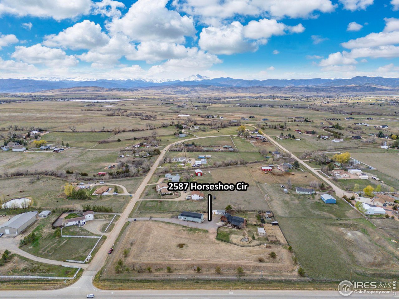 2587 Horseshoe Cir