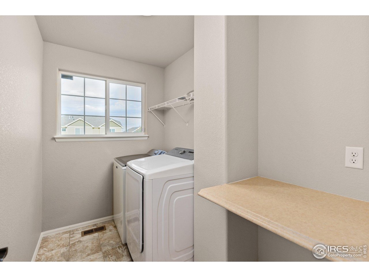 807 Mt Sneffels Ave