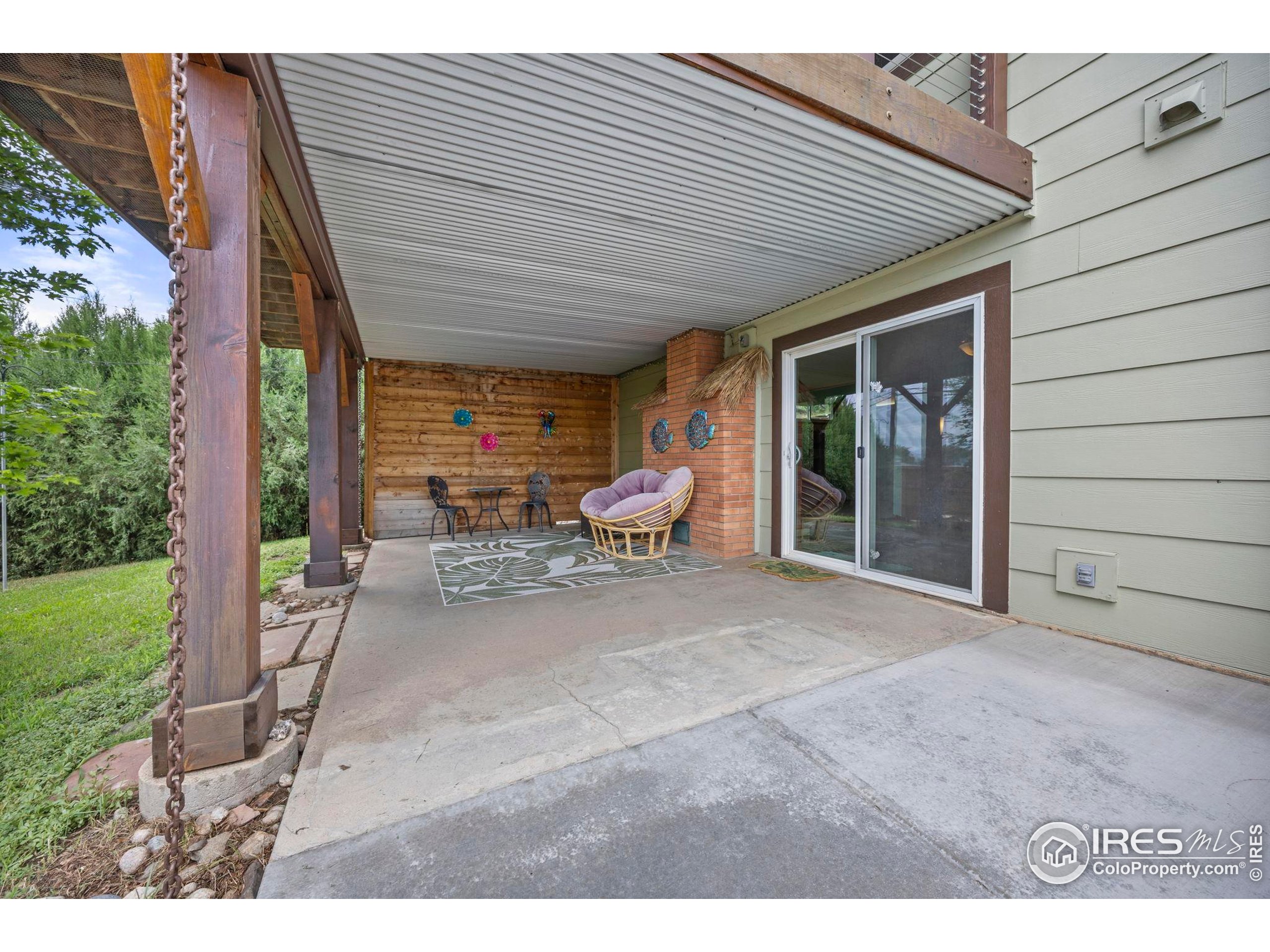 1131 W Broadmoor Dr