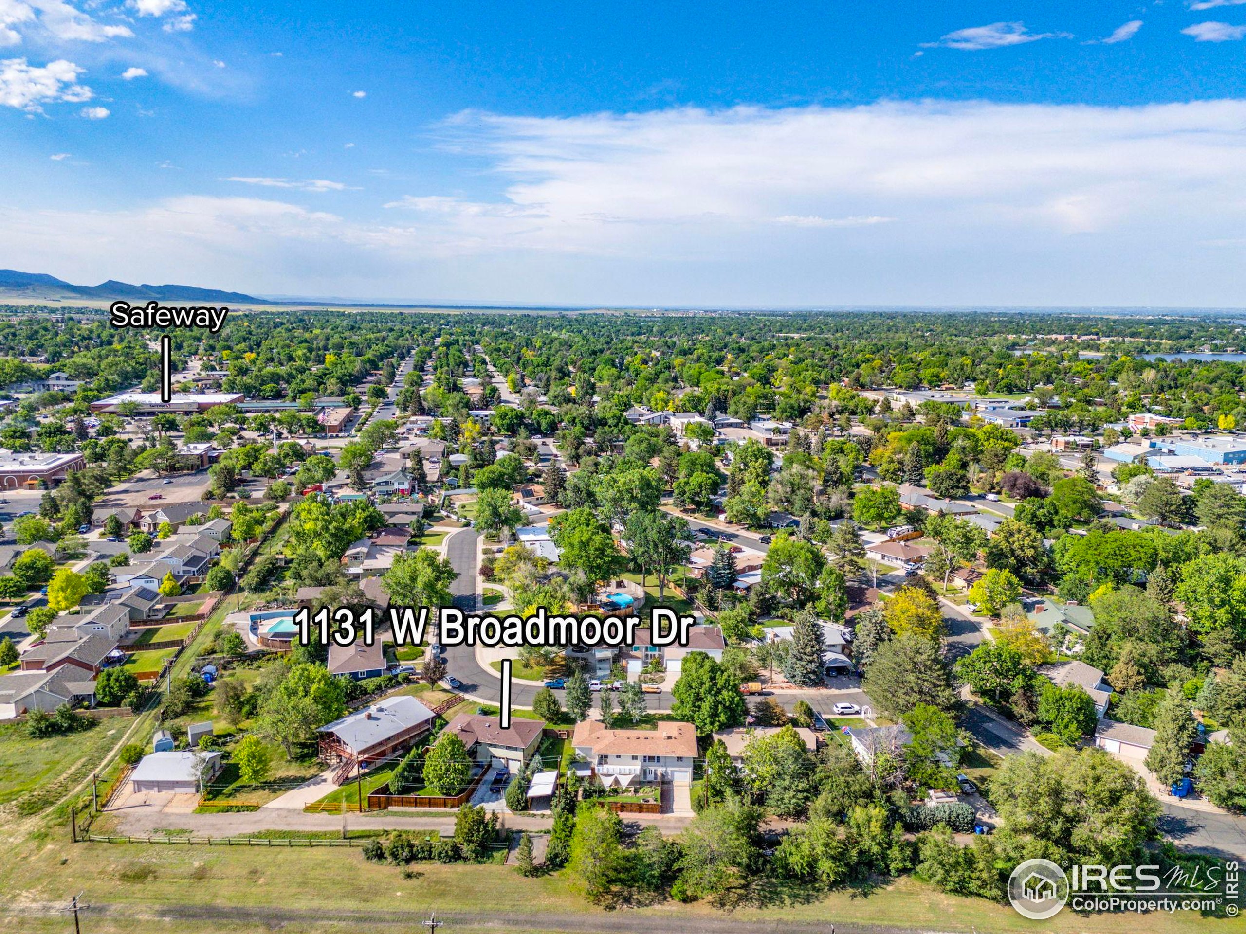 1131 W Broadmoor Dr