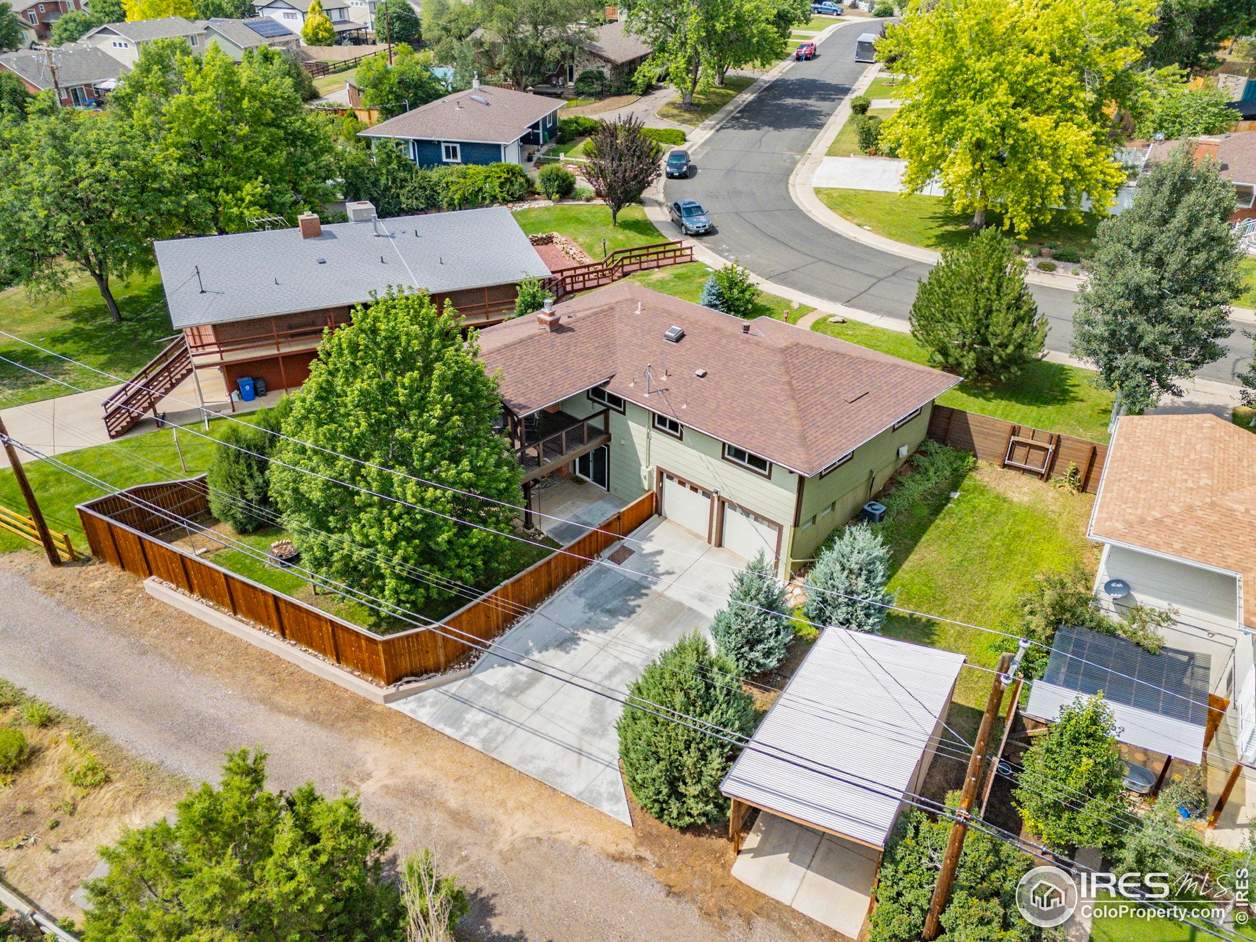 1131 W Broadmoor Dr