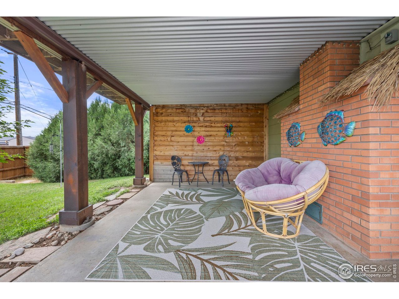 1131 W Broadmoor Dr