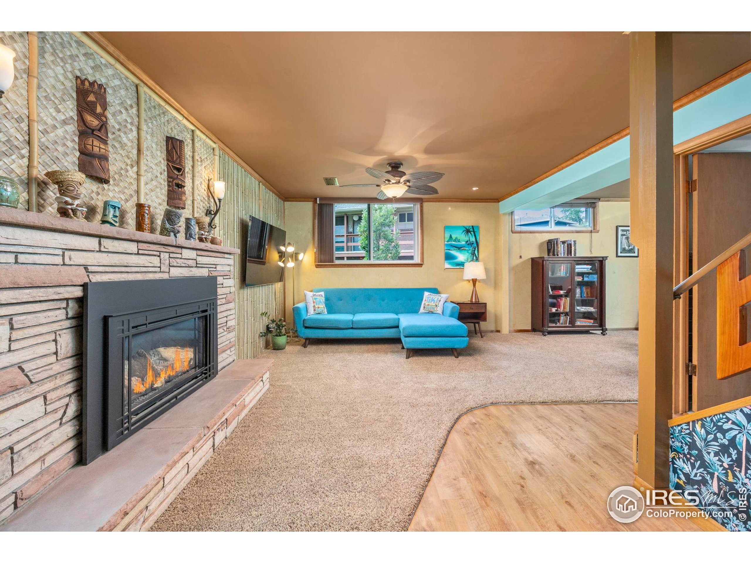 1131 W Broadmoor Dr