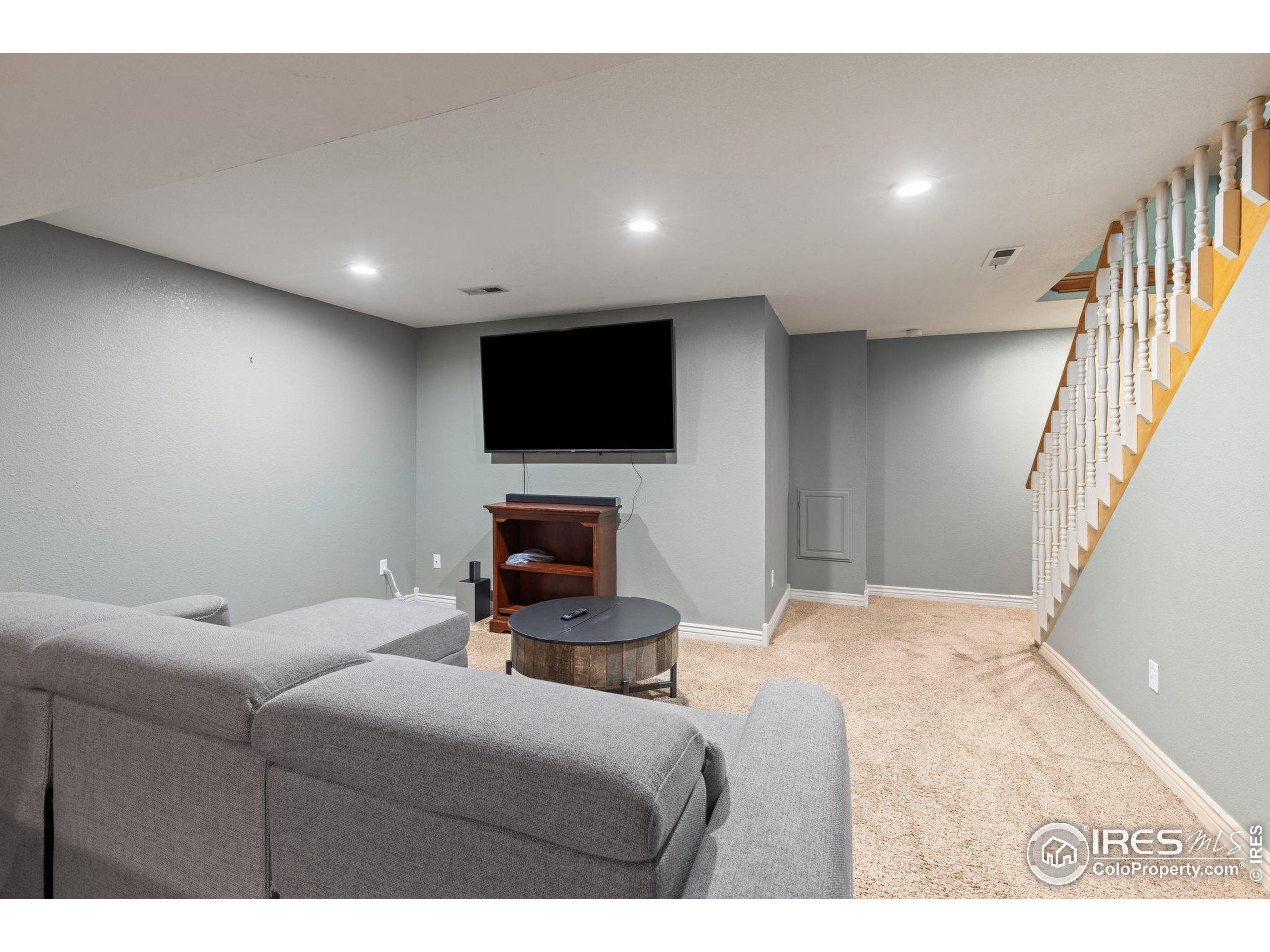 1104 Chestnut Dr