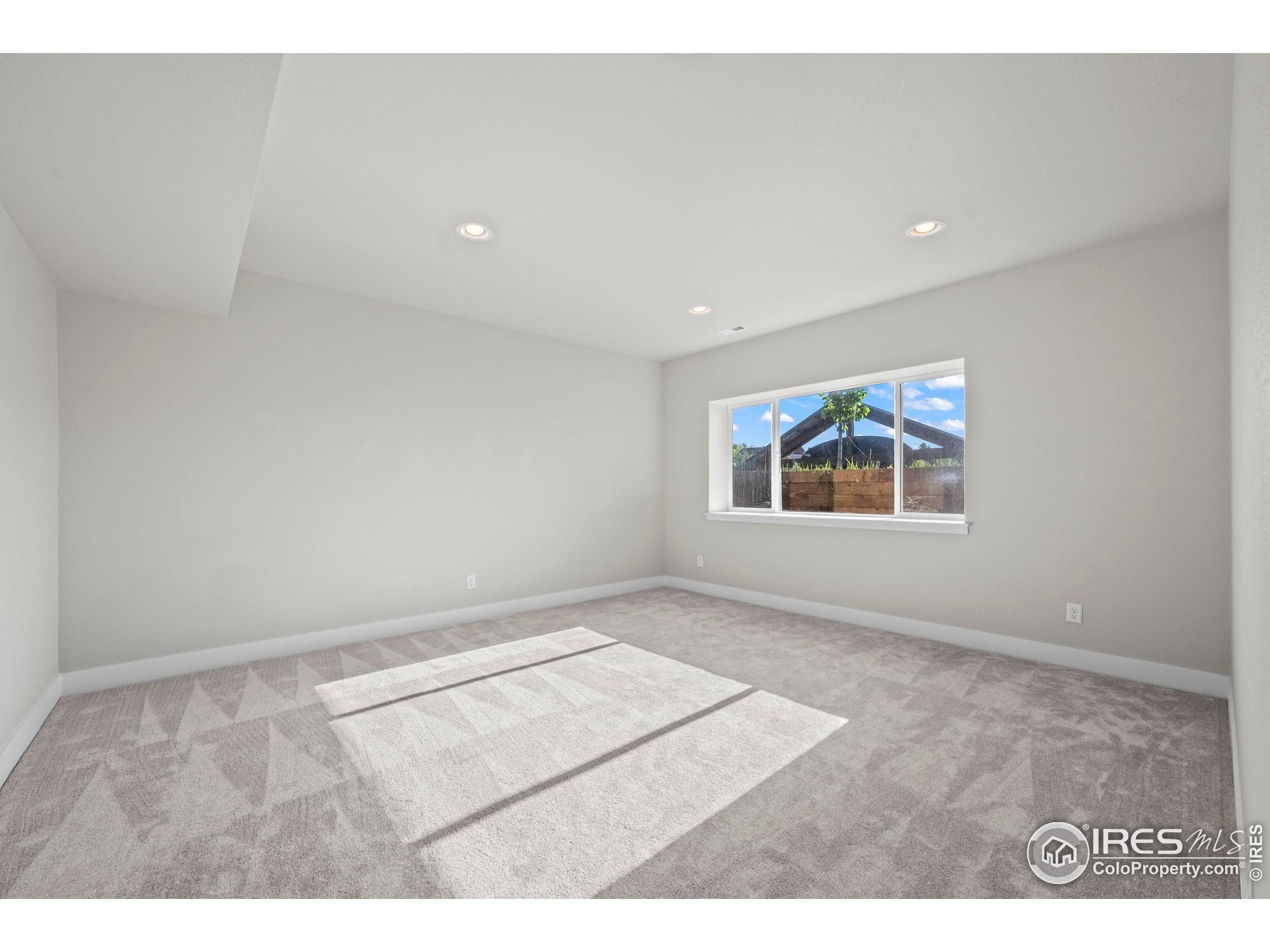 597 Red Jewel Dr
