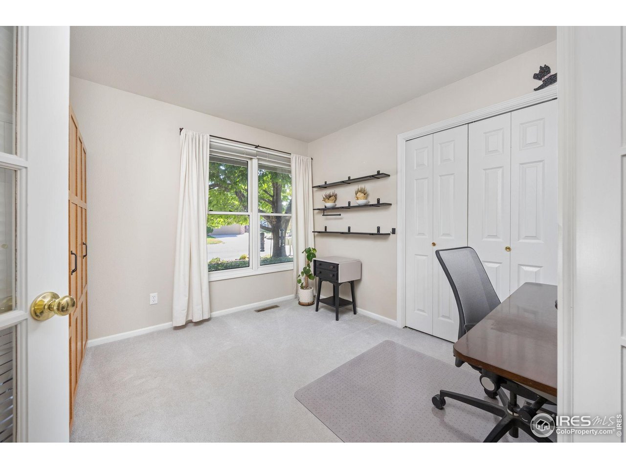 2800 Whitworth Dr