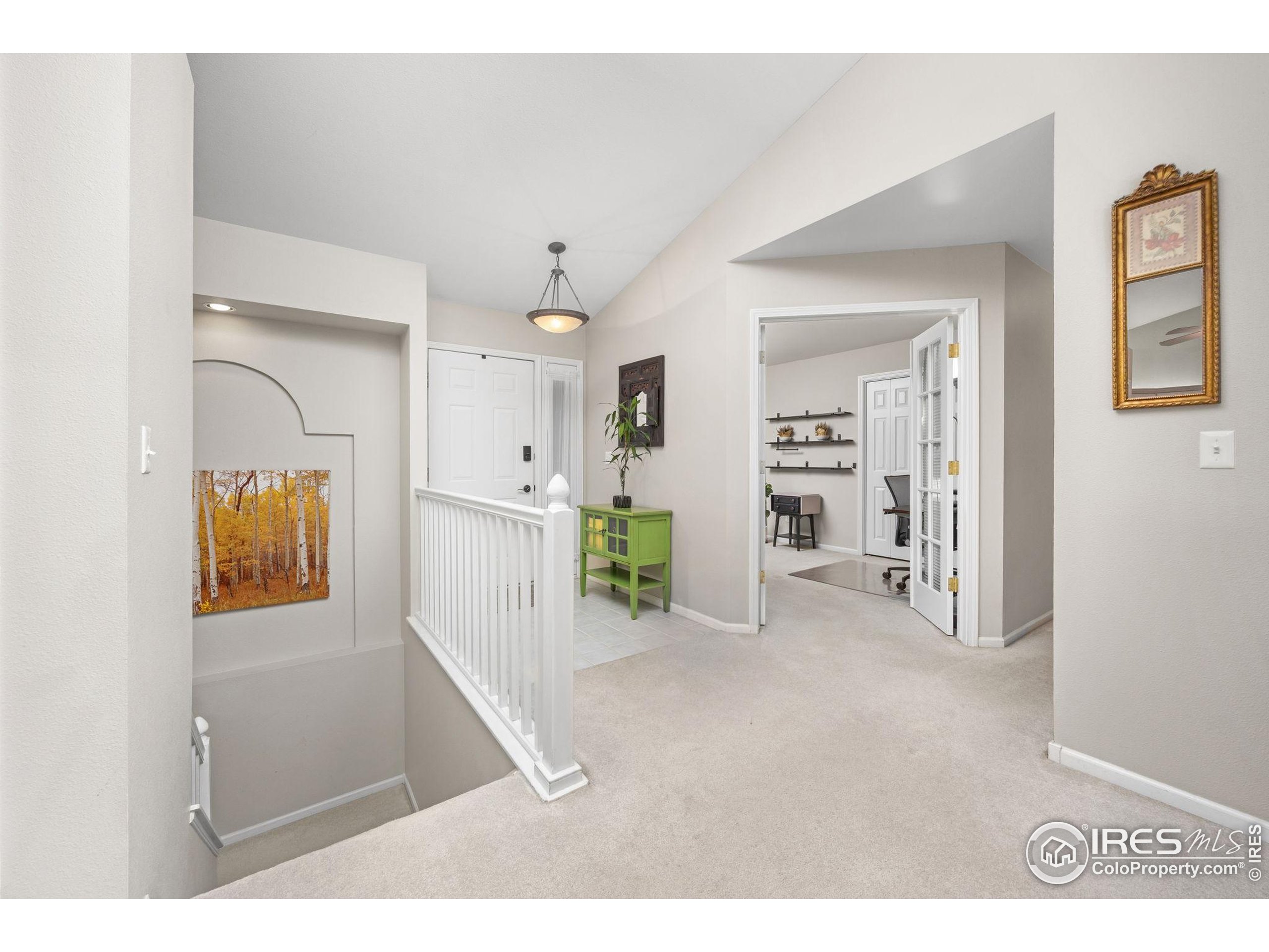 2800 Whitworth Dr
