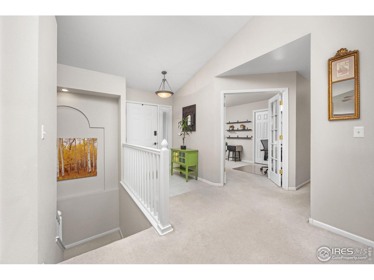 2800 Whitworth Dr