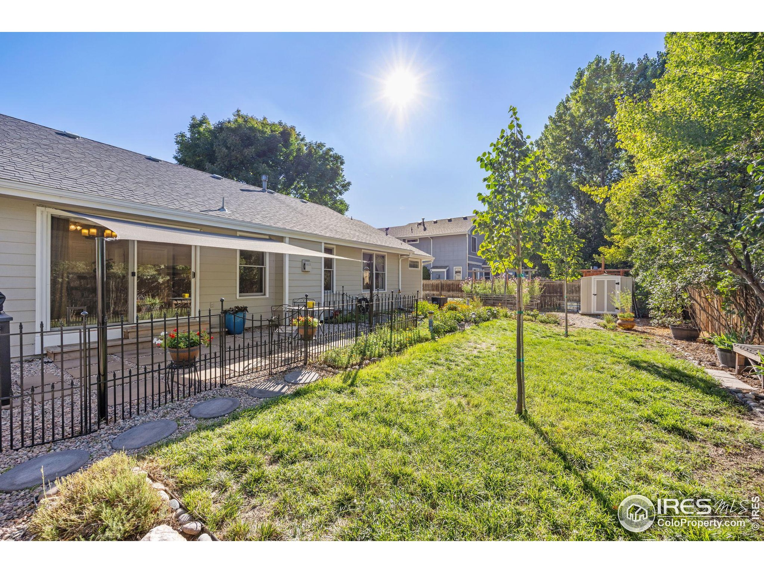 2800 Whitworth Dr