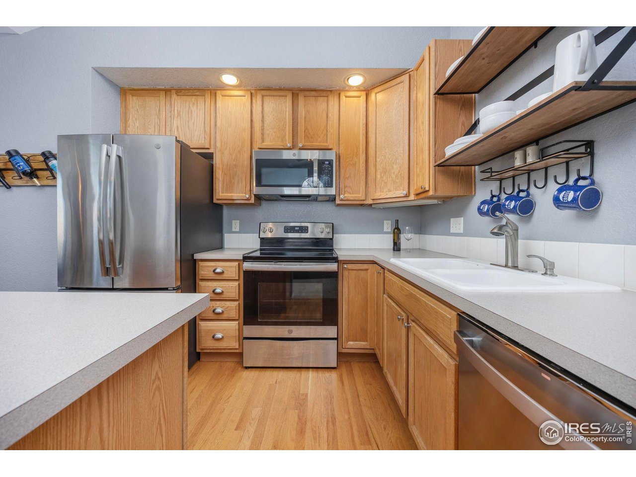 2067 Grays Peak Dr 203