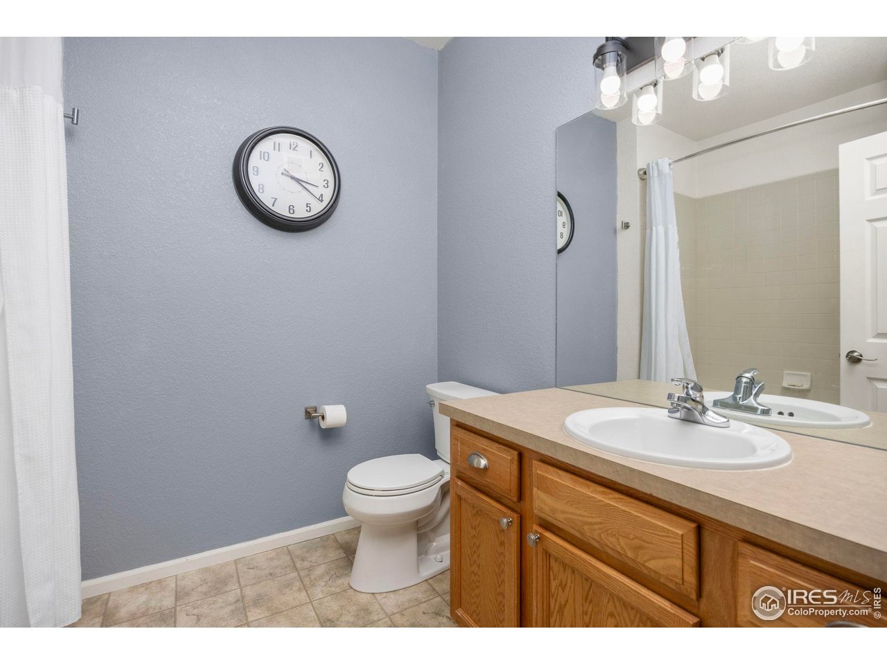 2067 Grays Peak Dr 203