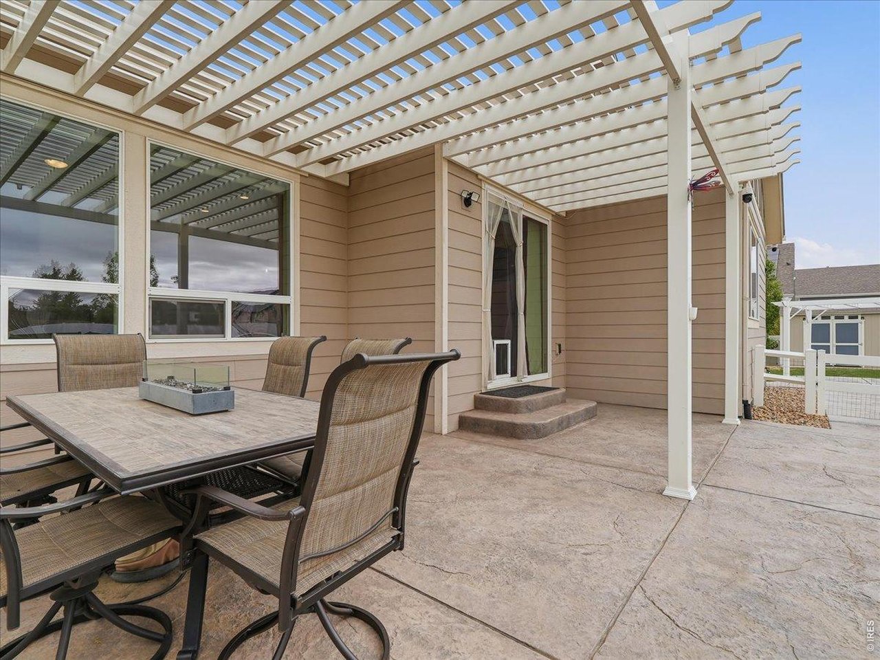 5487 Chantry Dr