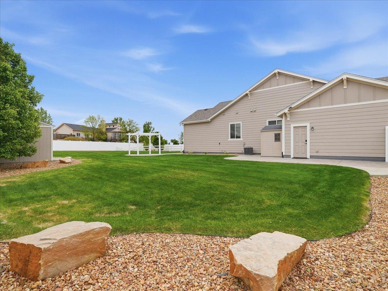 5487 Chantry Dr
