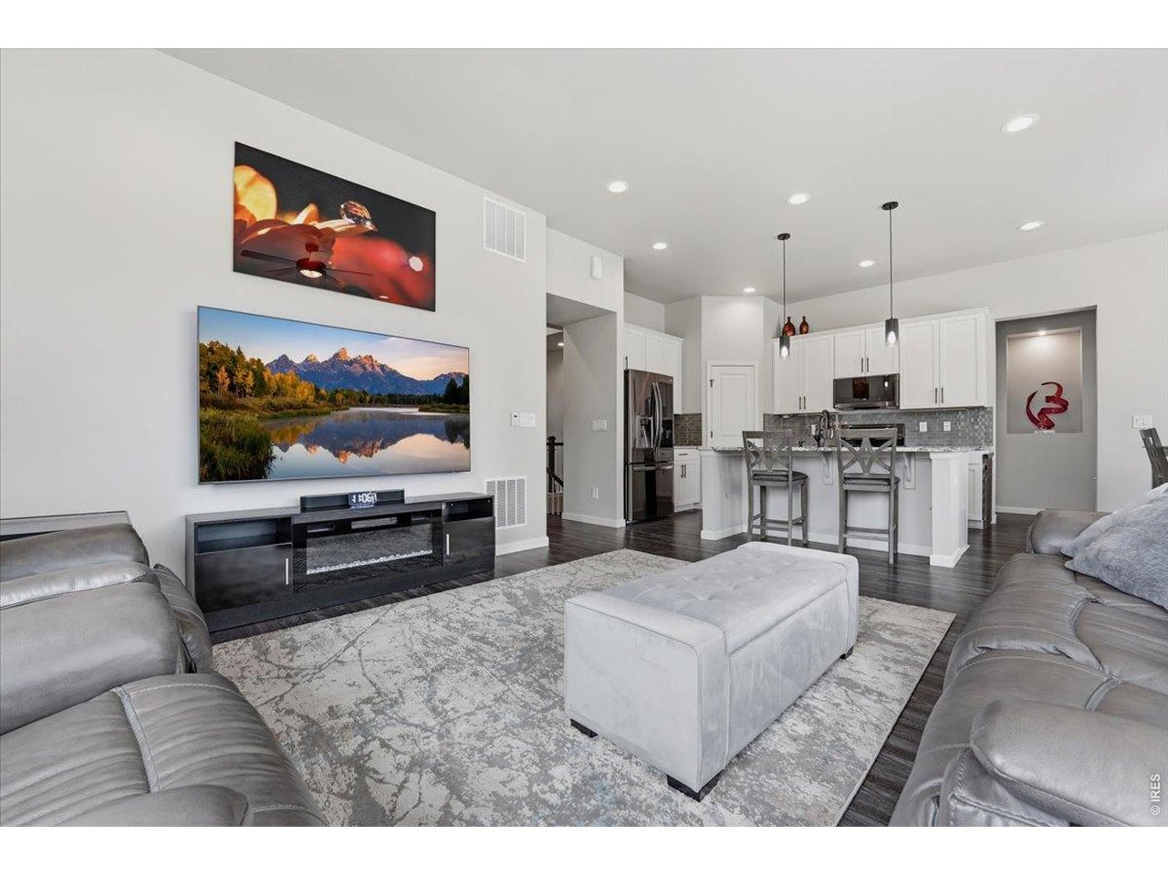 5487 Chantry Dr