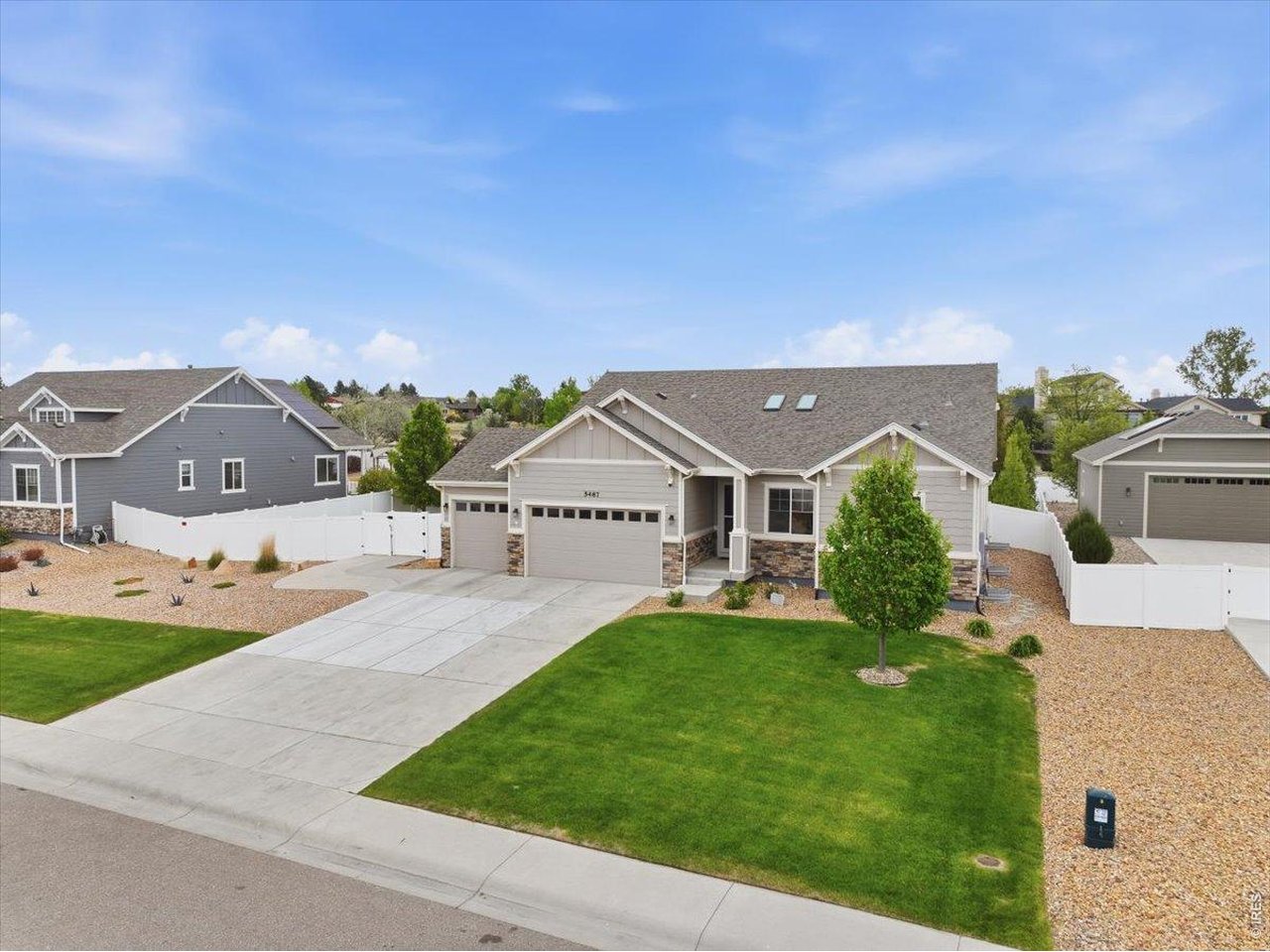 5487 Chantry Dr