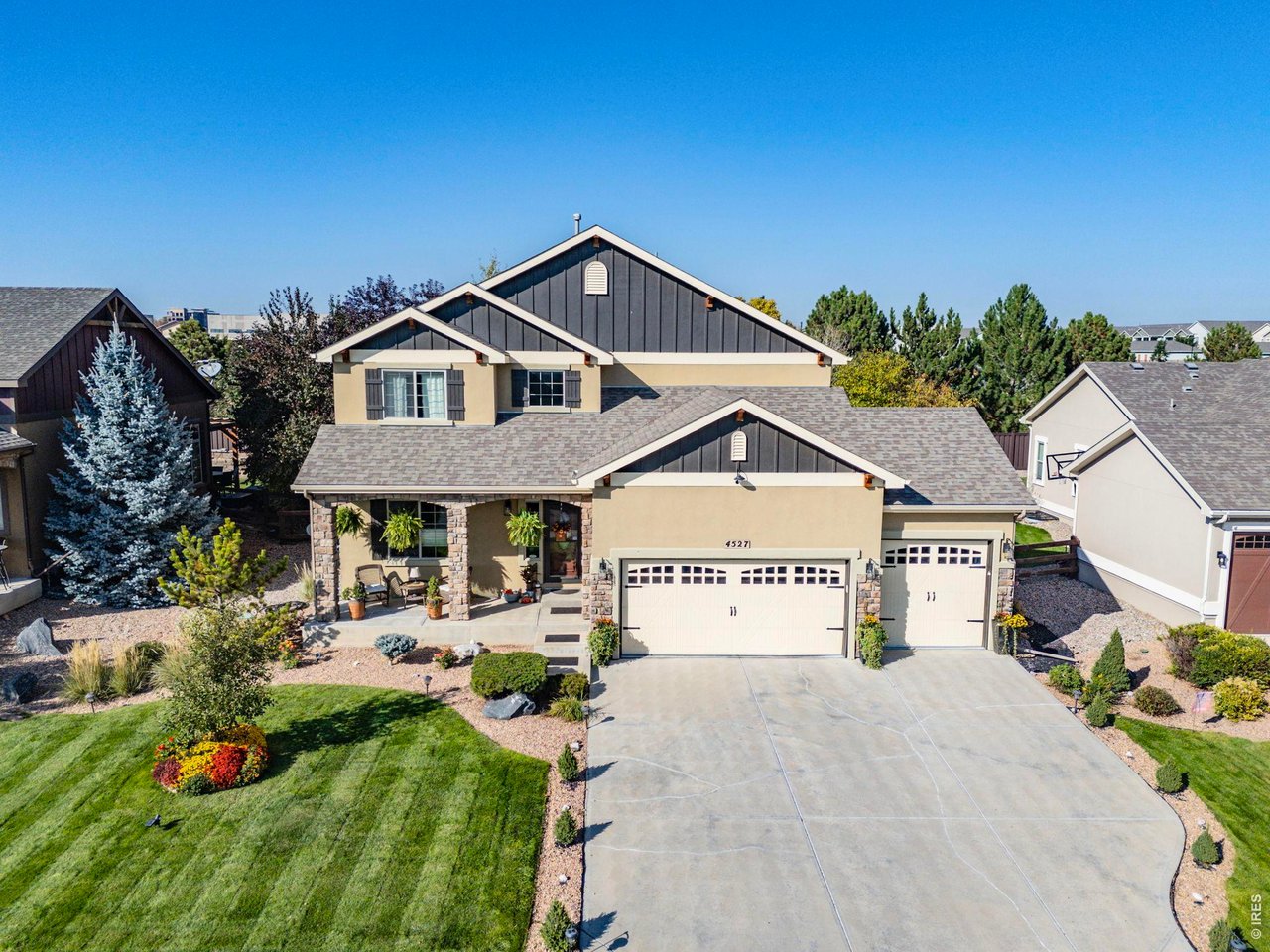 4527 Tarragon Dr