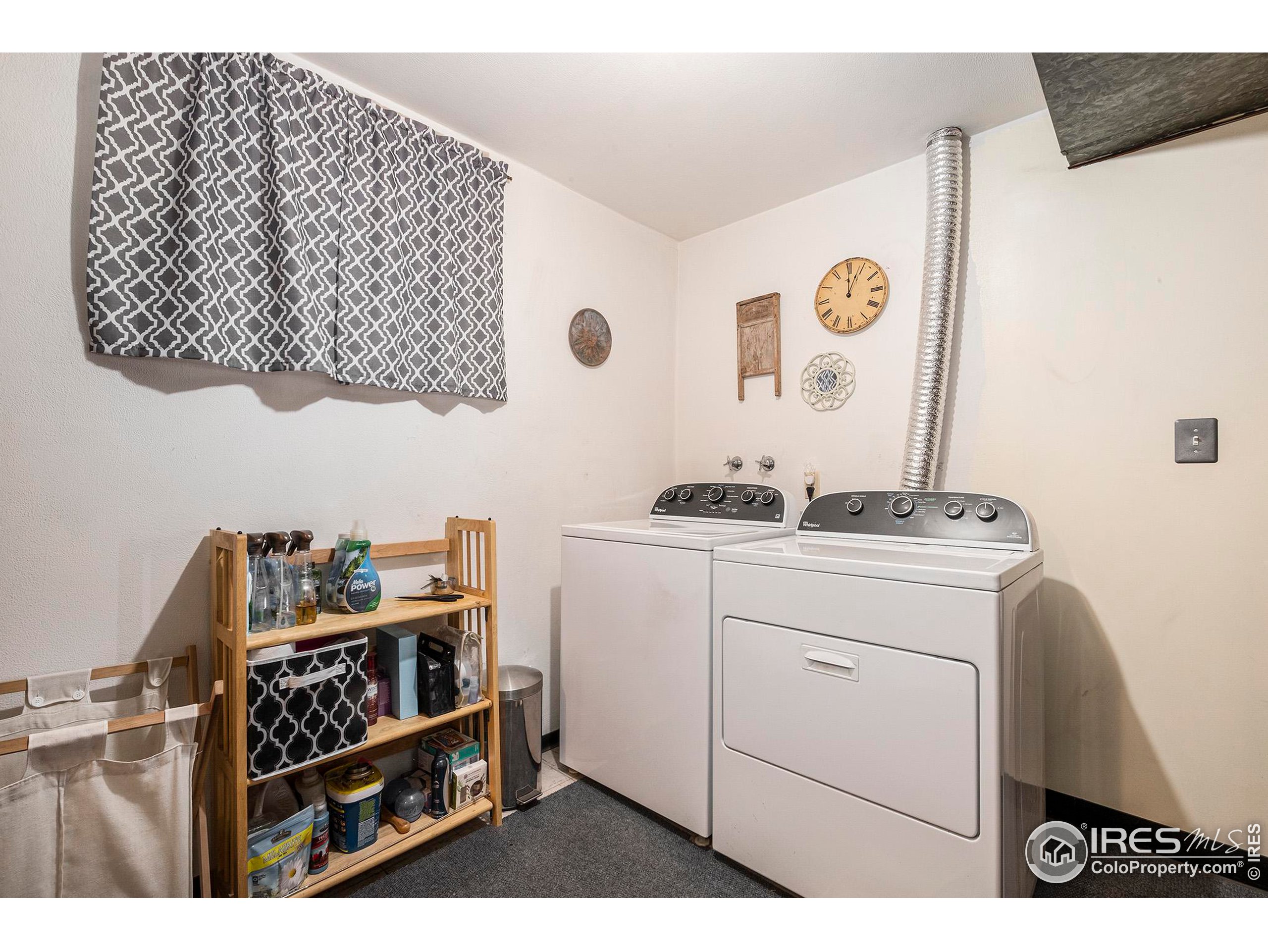 1125 W Broadmoor Dr