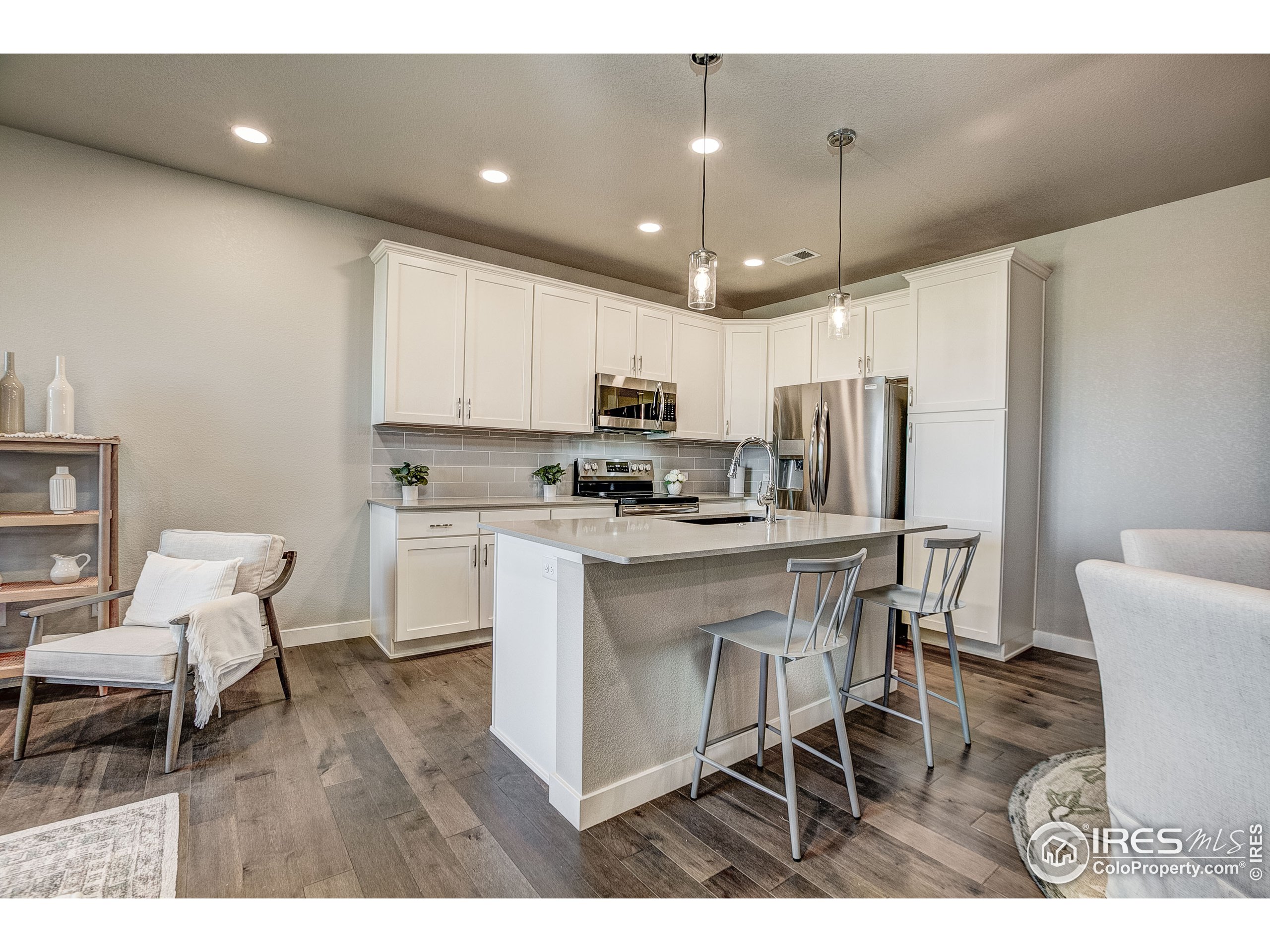 4180 S Park Dr 100