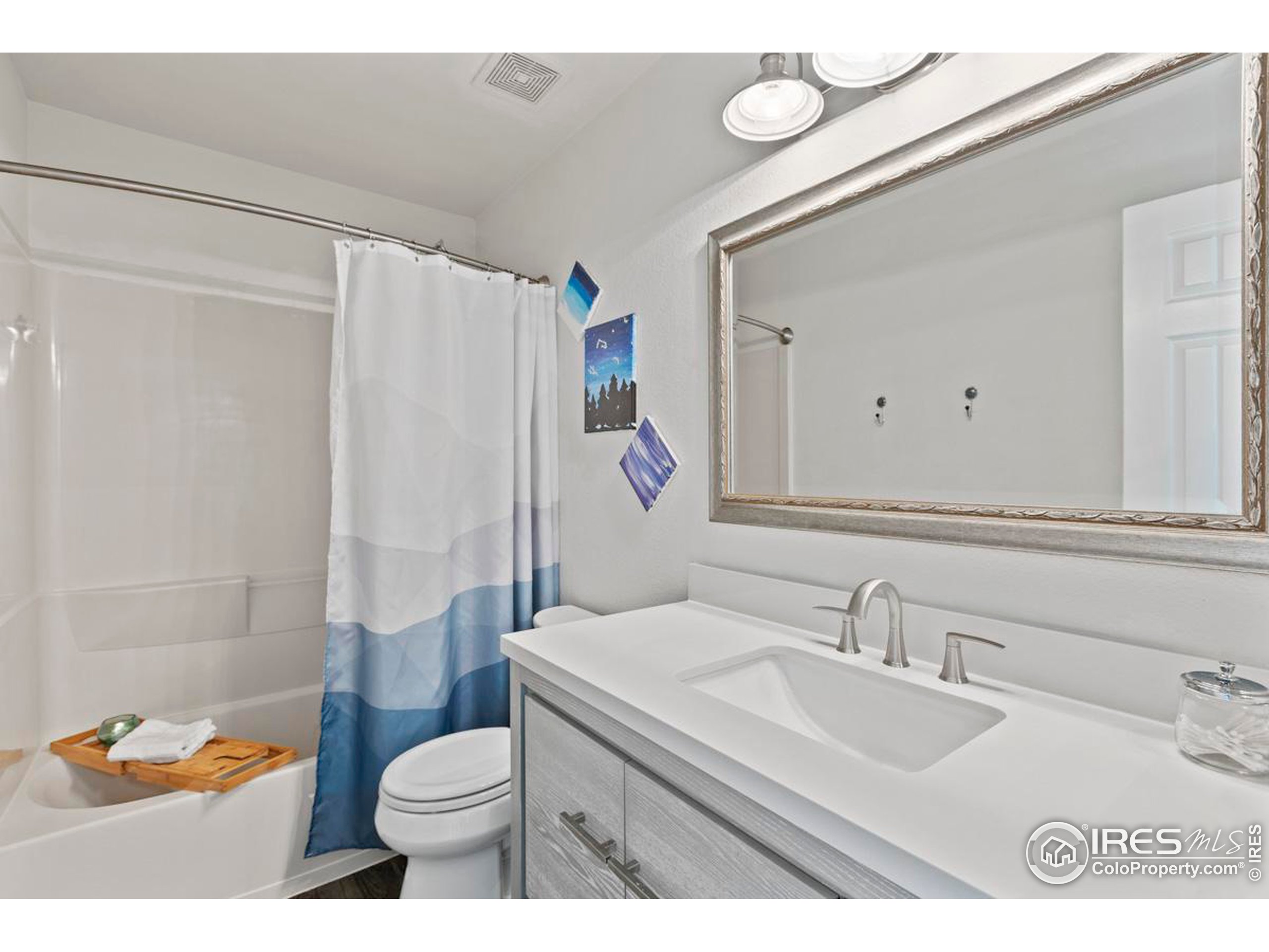 2233 Merlot Ct