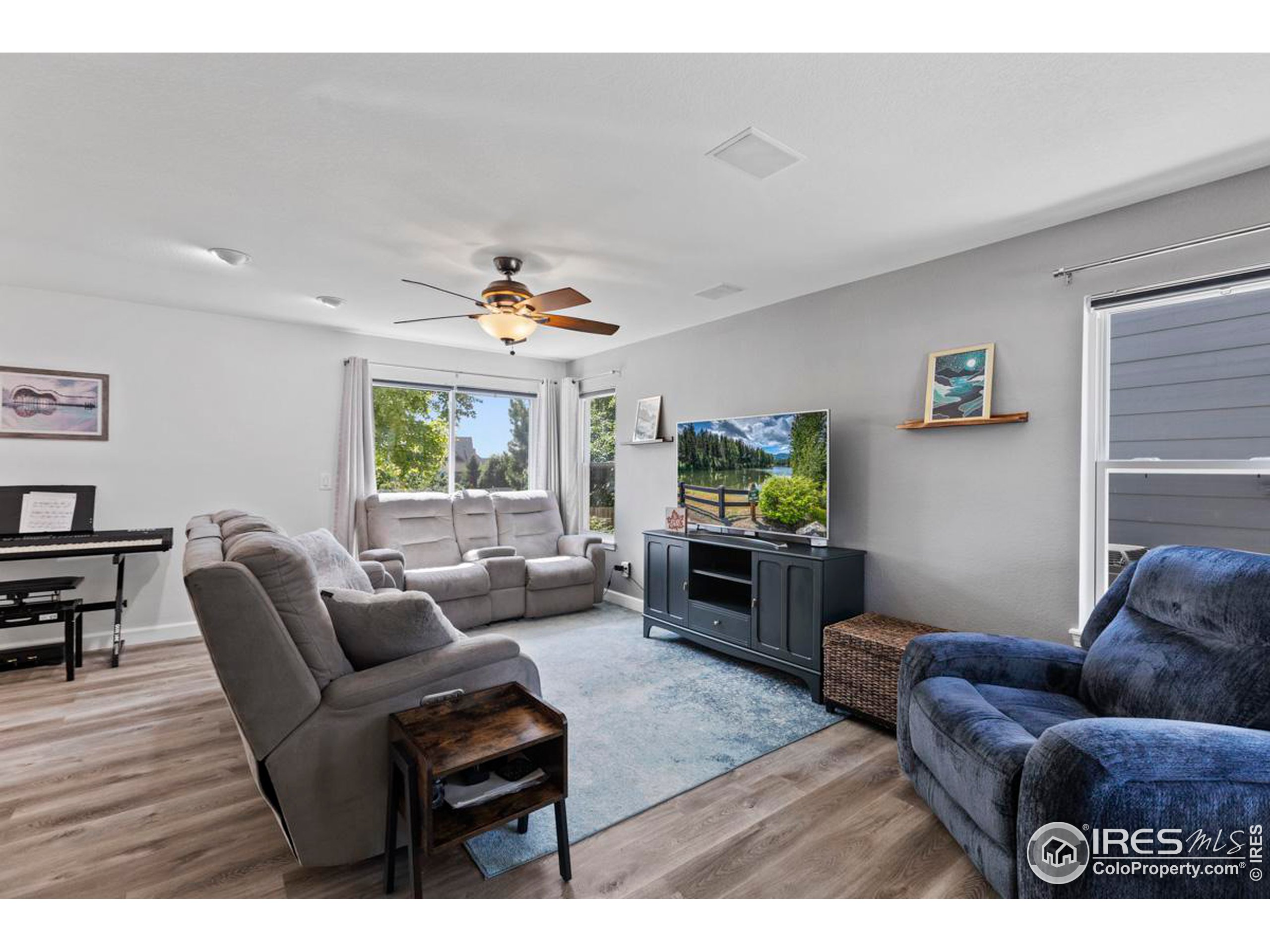 2233 Merlot Ct